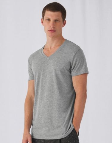 TM057 CAMISETA V TRIBLEND HOMBRE